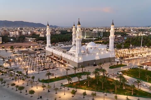 Opplev historien til Quba Trail by E Bike i Madinah
