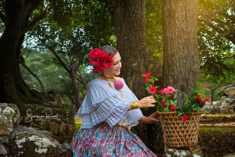 Historische tour en fotosessie in traditionele kleding