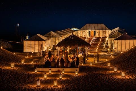 Marrakech : Nuitée dans le désert d'Agafay avec coucher de soleil en quad et dîner
