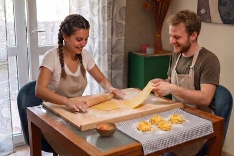 Small-Group Bologna Fresh Pasta Home Cooking Class with wine