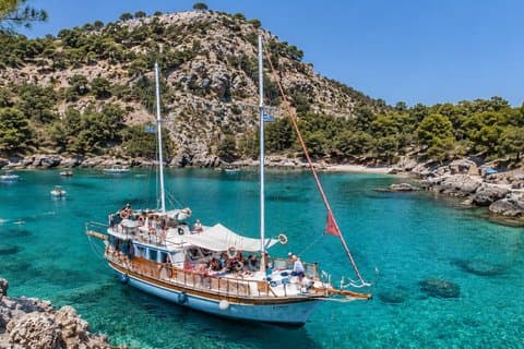 Rhodes: cruzeiro de dia All Inclusive com almoço, bebidas e transferências