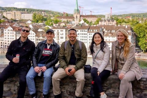 Visite à pied de Zurich : Explorez les meilleurs sites et les joyaux cachés
