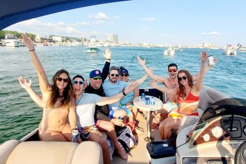 Private Captained Pontoon to Crab Island Wählen Sie 3, 4, 5 oder 6 Std.