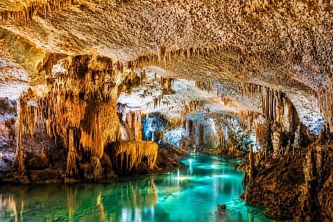 Tour privado a la gruta de Jeita, Harissa y Byblos | Desde Beirut
