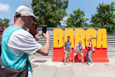 FC Barcelona History Immersive Walking Tour - Beer Included