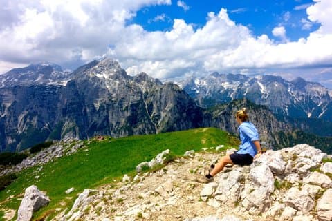 Escursione Debela Peč : Alpi Giulie panoramiche e vista sul lago di Bled