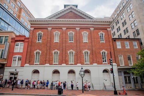 Lincoln Assassination Tour with Civil War Sites & Petersen House