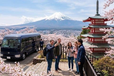 Fuji Vijf Meren Tour met Gids & Voertuig (Tokio Dep)