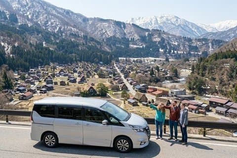 Shirakawago & Kanazawa DrivingTour: English Speaking Driver Takayama to Kanazawa