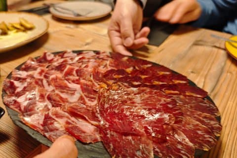 Excursión gastronómica y cultural para grupos pequeños en Sant Antoni Barcelona