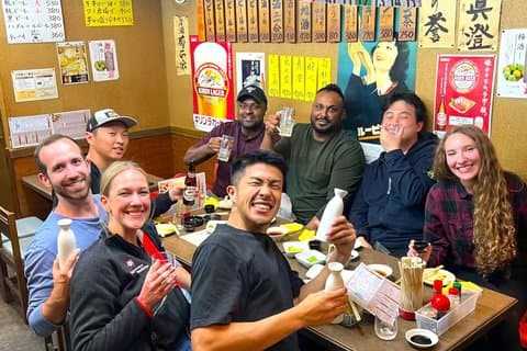 Osaka : Dotombori og Uranamba Area Lokal Bar og Izakaya Crawl Tour