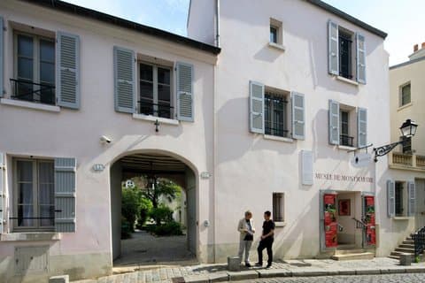 Bilhete para o Museu de Paris Montmartre e visita guiada ao distrito