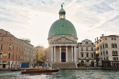 Private Water Taxi Tour of Venice's Hidden Back Canals