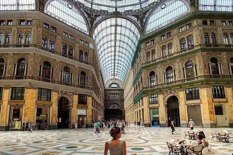 Excursion d'une journée à Naples avec café et pâtisserie au départ de Sorrente