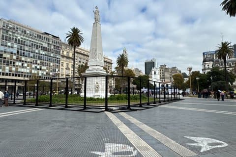 Half-Day Buenos Aires City Tour: Recoleta, La Boca & San Telmo