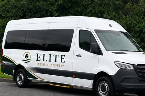 Trasferimento in minibus: da Belfast a Dublino per un massimo di 12 passeggeri
