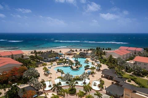 Hoteller i nærheden af Marriott Resort and Park Hyatt Transfer