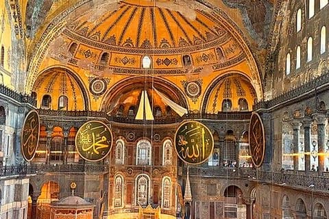 Hagia Sophia Small-Group Tour ( max 8 ) with Professional Guide