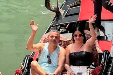 Private Gondola Ride With Story of Venice