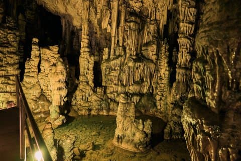 Kreta: Lassithi-høyden, Zeus-grotten og Kera-klosteret