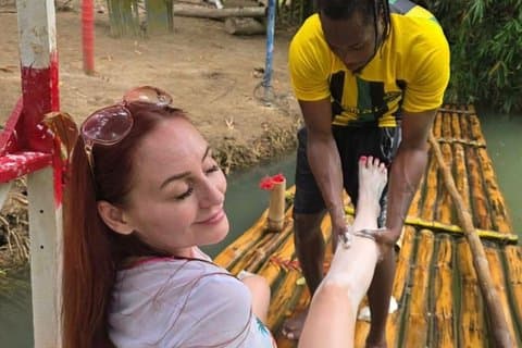 Customized Bamboo Rafting Limestone Massage with Coconut Water