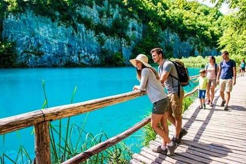 Zagreb : Dagtour naar Plitvicemeren en Rastoke Watermill Village