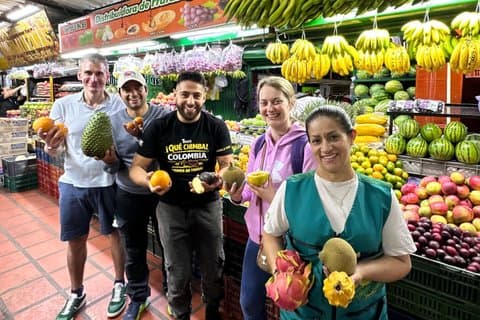 Visite de fruits exotiques de Medellin Goûtez ce que vous n'avez jamais essayé