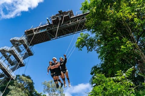 Giant Swing Skypark Cairns av AJ Hackett
