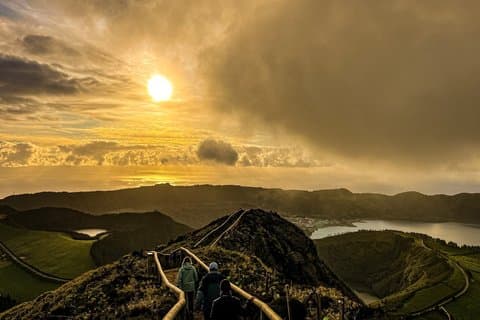 Sete Cidades Sunset Hike with Wine and Cheese
