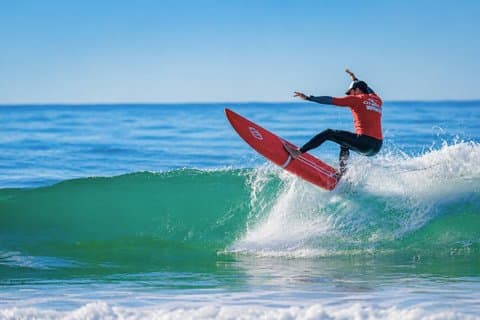 Albufeira Surf Lesson – Wetsuit & Board Included
