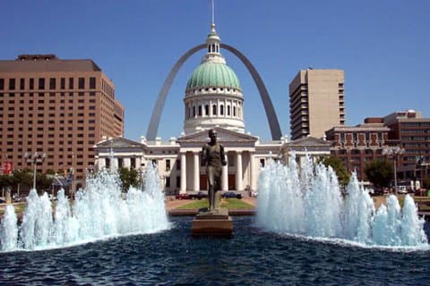 Privat rundvandring i St. Louis : Ikoniska platser och berättelser