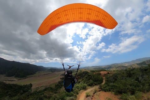 Paragliding i Jaco, Costa Rica. gratis transport