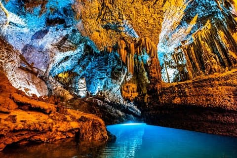 Privat Jeita Grotto & Harissa linbanetur | Från Beirut