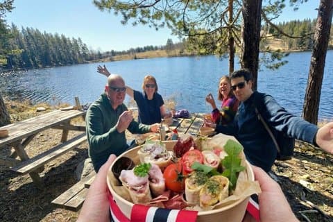 Tour de comida Norueguês em Oslo: Chef local e Festa da Floresta