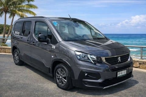 カンクン空港 - プラヤデルカルメン - トゥルム間のプライベート片道送迎