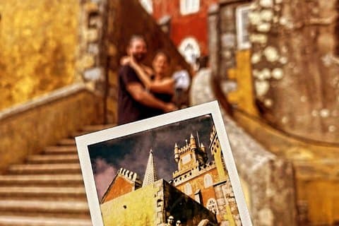 Sintra med en lokal - HALV DAG - Pena-paladset, landsbyen og Roca-kapet