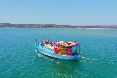 Alvor naar Lagos Volledige dag avontuur Kajakken Snorkelen en plezier