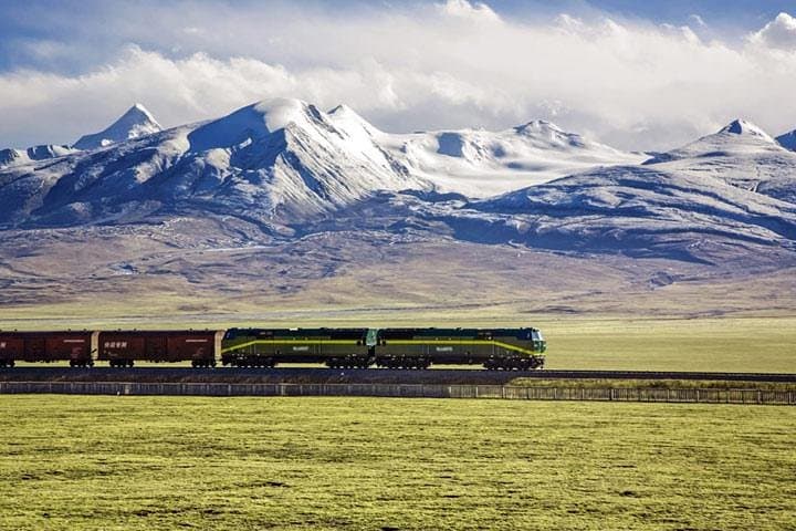 Small-Group 5-Night Lhasa Tour by Train from Shanghai