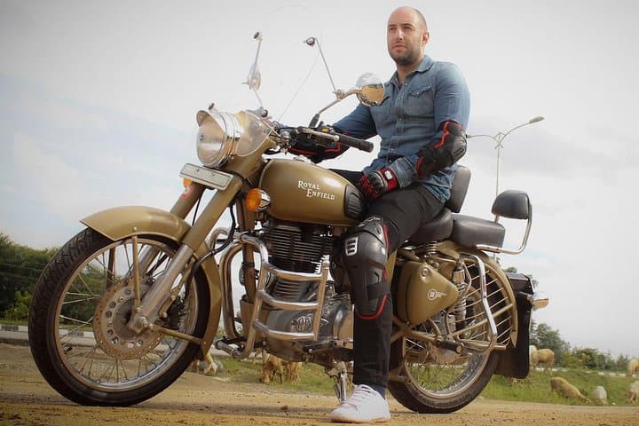2 day Motorcycle tour from Bangalore to Belur, Halebid & Shravanabelagola