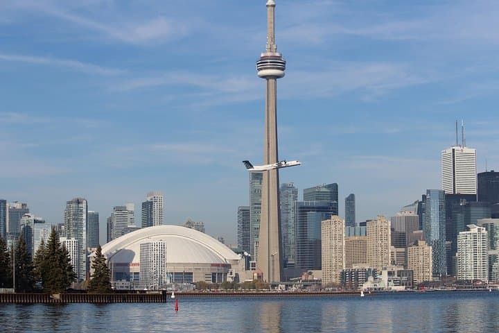 Private ONE-Way Direct Transfer Toronto Downtown to Niagara Falls