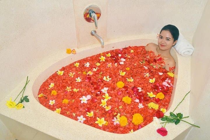 Seminyak 4-Hour Spa Treatment with Hotel or Airport Transfer