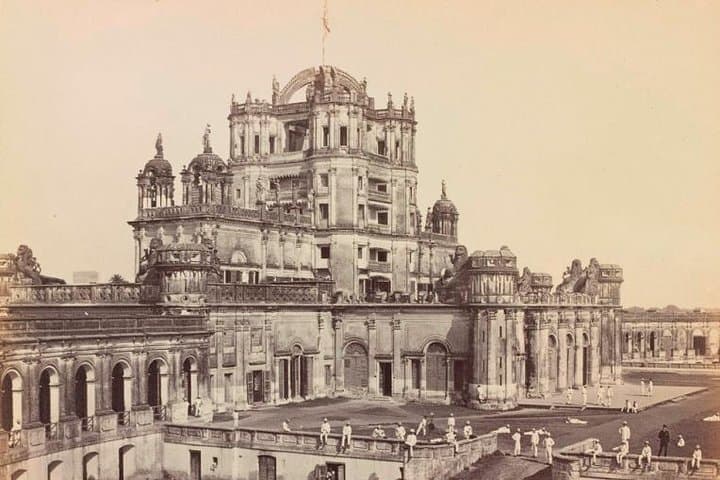 La Martiniere Decoded