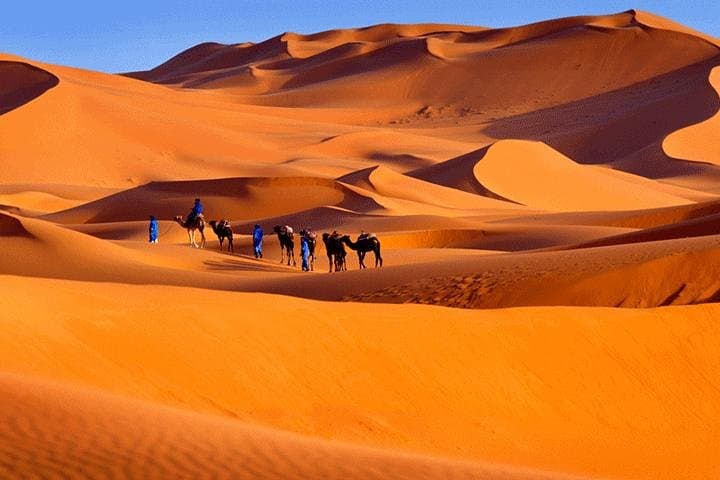 5 Days: Desert Sahara Tour and Mount Toubkal Trek From Marrakech