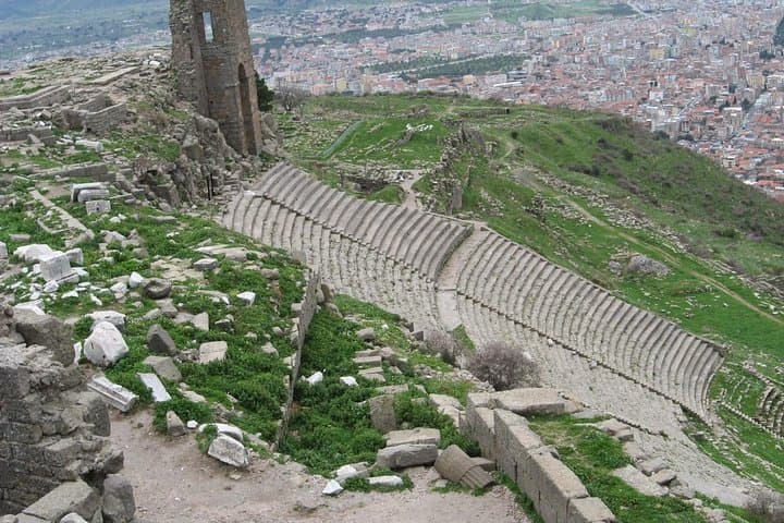Pergamum Acropolis and Asclepion Tour from Dikili Port with Private Guide