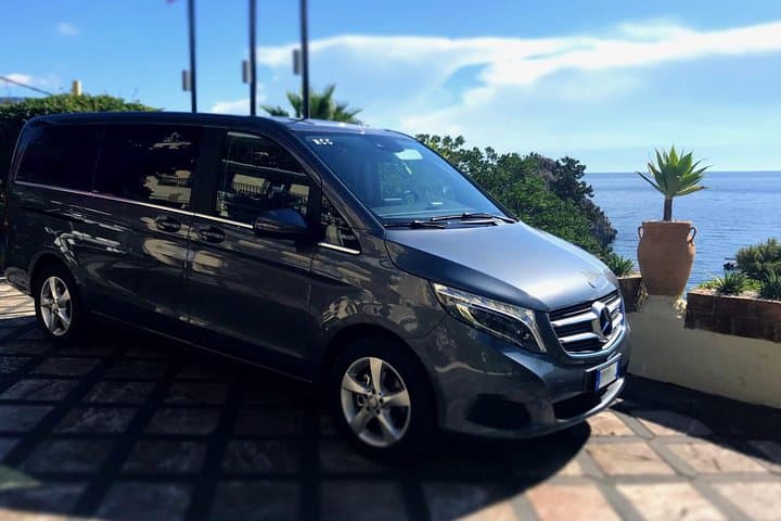 Daytrip from Messina port to Mount Etna & Taormina