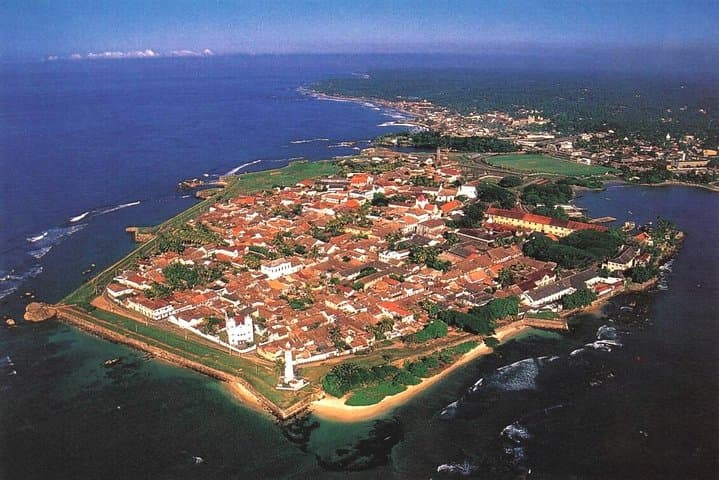 Exclusive: Southern Sri Lanka Sightseeing Private Day Trip