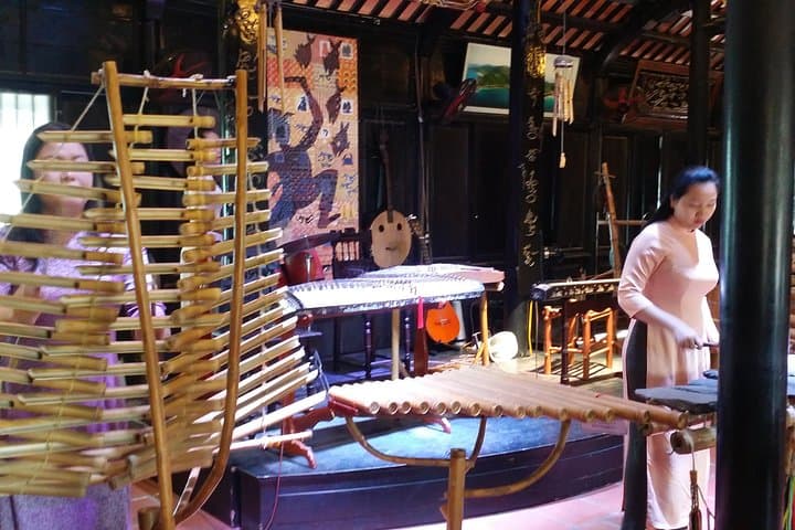 Small-Group Half-Day Nha Trang City Tour