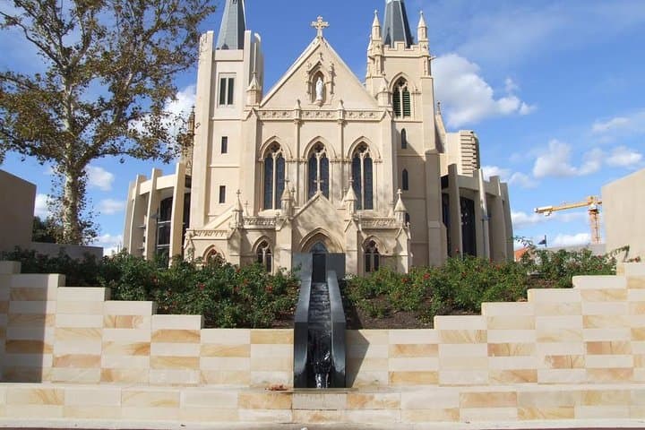 Explore Wonderful Perth: Self-Guided Audio Tour