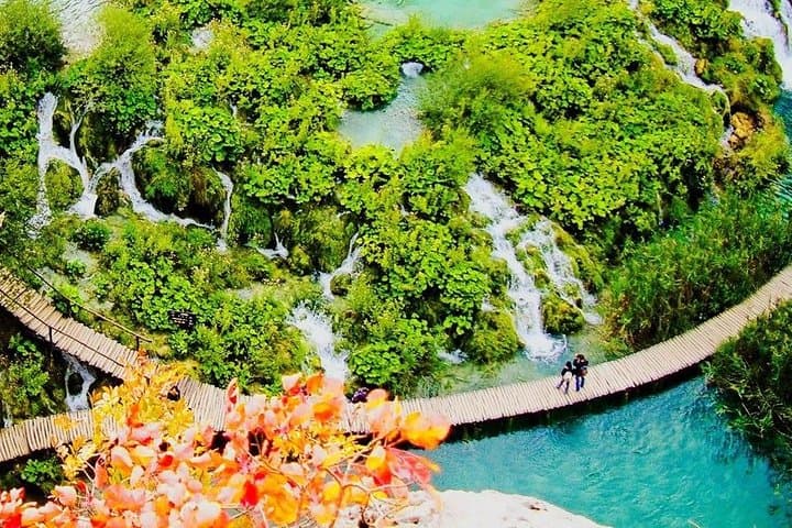 Plitvice Lakes Afternoon Tour Small-Group with Tickets