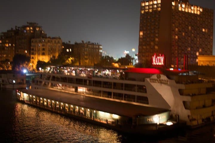 Nile Dinner Cruise With Folkloric Show in Cairo